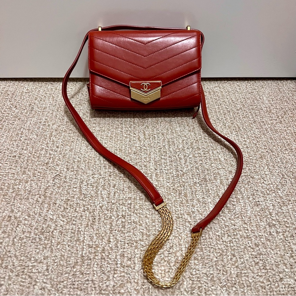 Chanel Chevron Quilted Calfskin Leather Medal Small Flap Crossbody Bag